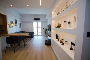 Interior - Mocha Acropolis View Apartment (Athina)