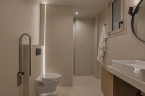 Shower, hair dryer, towels - Luxury Accessible Suite with Private Pool by Kiva (Mitikas)