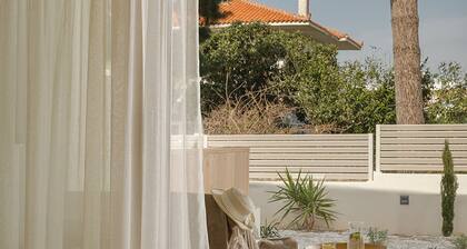 Luxury Accessible Suite with Private Pool by Kiva