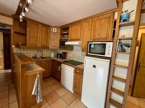 Private kitchen - Ideal apartment, elevator - 6 guests (Valloire)
