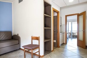 Interior - Belvedere Bilocale - One Bedroom Apartment, Sleeps 4 (Villaggio Sanghen)