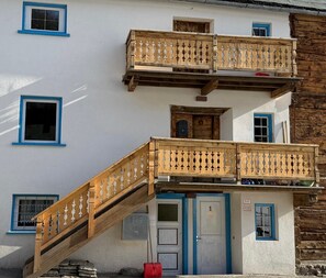 Exterior detail - Apartment 'Unit 1' with Mountain View, Shared Terrace and Wi-Fi (Livigno)