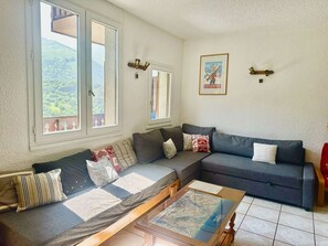 TV - Triplex apartment, pets & parking - 10 guests (Valloire)