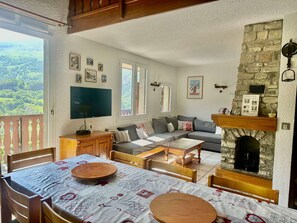 TV - Triplex apartment, pets & parking - 10 guests (Valloire)