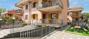 Villa « Il Vulcano di Milo » – Spacieuse villa avec vue sur mer et l’Etna, jusqu’à 10 pers.