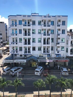 Exterior - Suhufi Palace Hotel  (Mombasa)