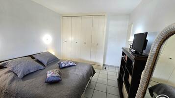 2 bedrooms, free WiFi