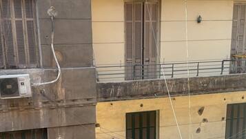 Vue sur la ville depuis lâhĂ©bergement