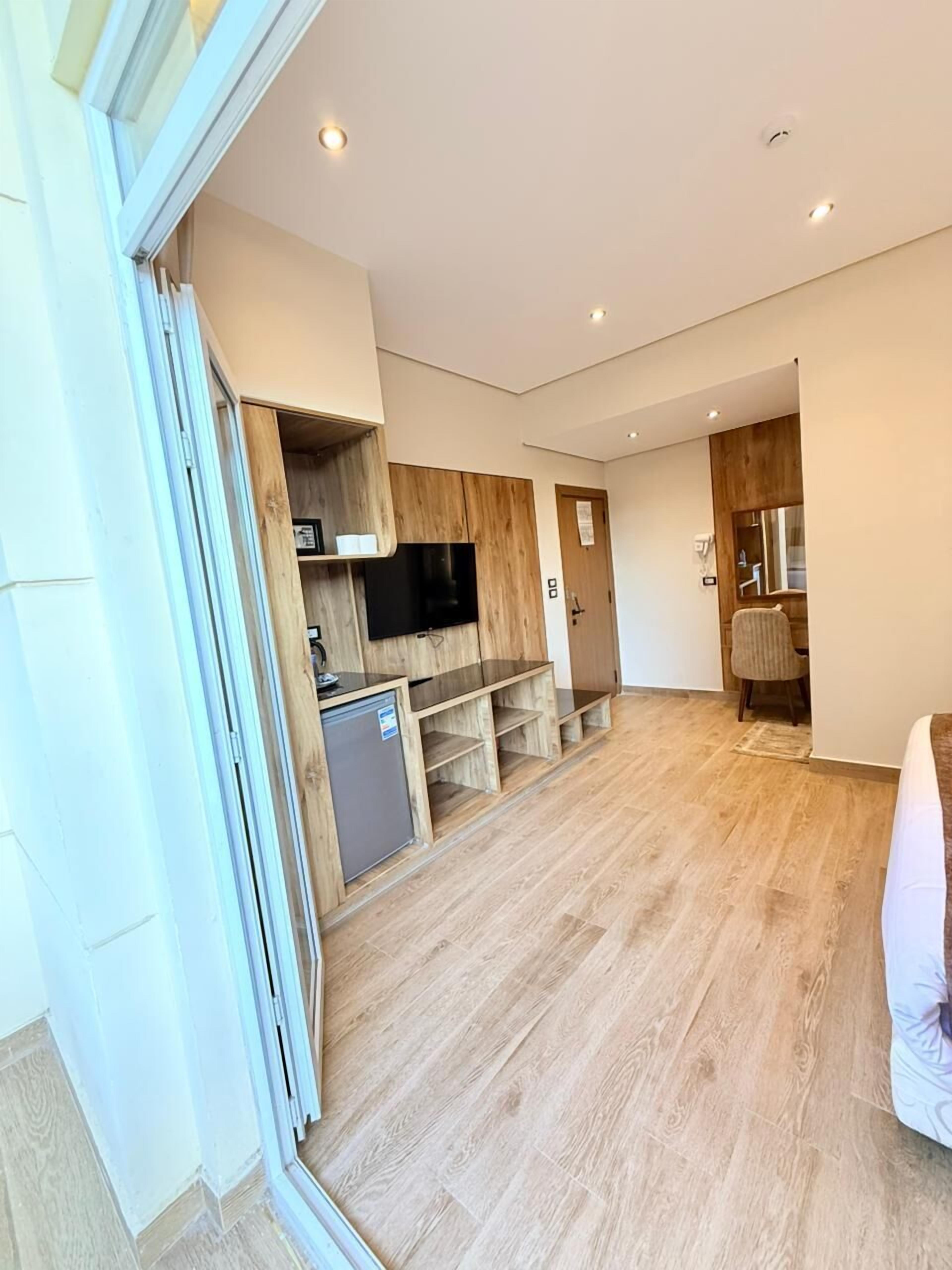 Comfort kamer, 1 twee- of 2 eenpersoonsbedden, uitzicht op de stad