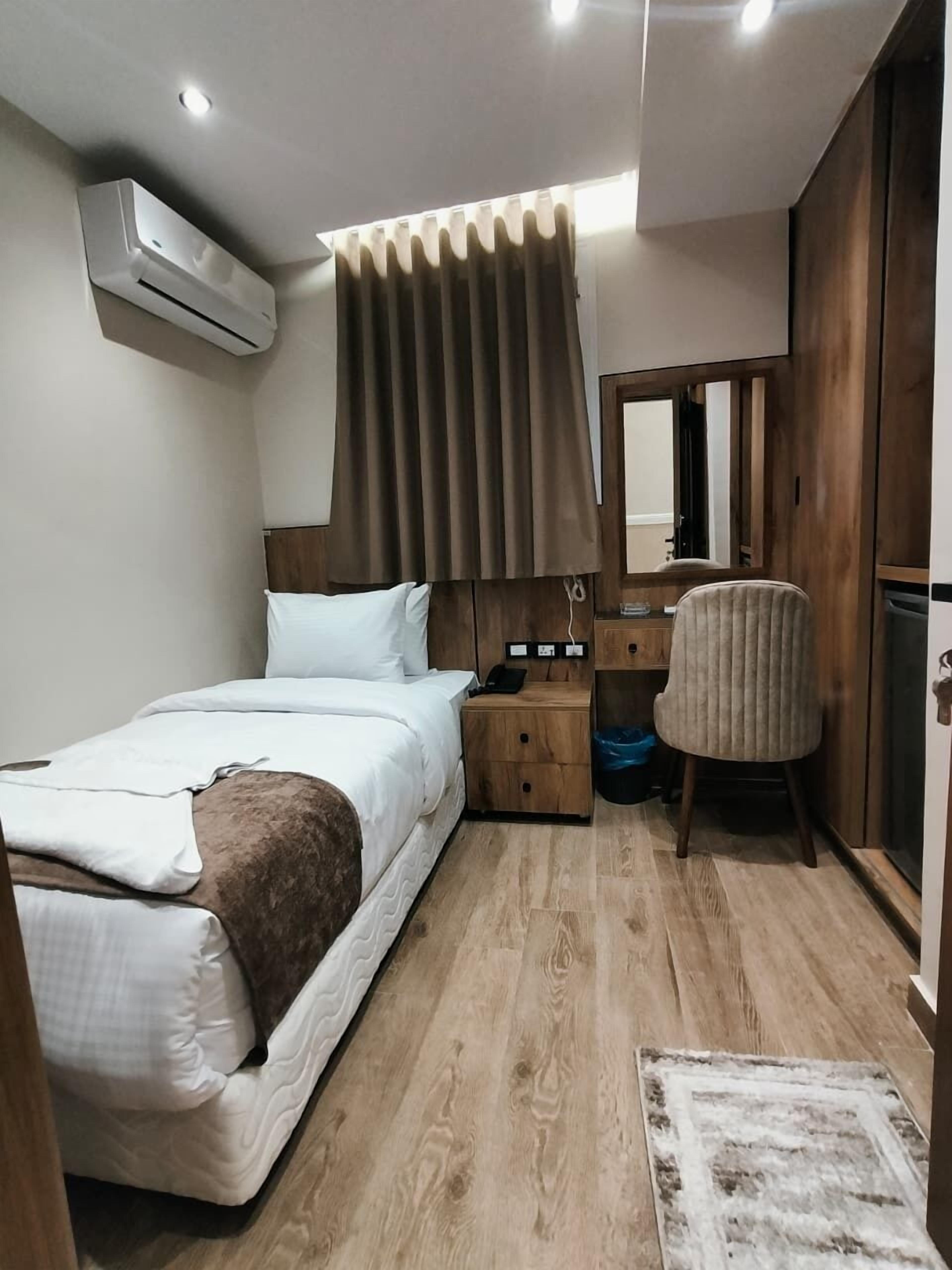 Habitació individual clàssica