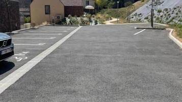 Enceinte de lâhĂ©bergement