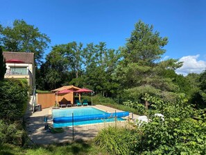 Pool - Vallée Vue" house with heated swimming pool (Castelnaud-la-Chapelle)