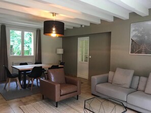 TV - Vallée Vue" house with heated swimming pool (Castelnaud-la-Chapelle)