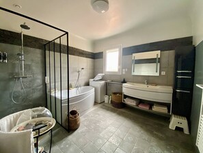 Hair dryer - Peaceful house with parking - 6 guests (Larressore)