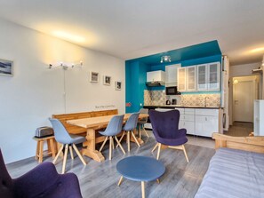 Interior - Apartment in resort center, slope view - 8 guests (Flaine)