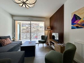 TV - Modern apartment between city and cable car - 6 guests (Briançon)