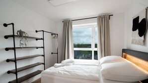 4 Schlafzimmer, Bügeleisen/Bügelbrett, WLAN
