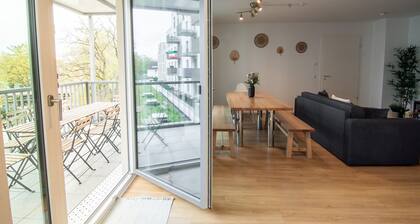 Central Apartment 4 Bedrooms for up to 12 Guests