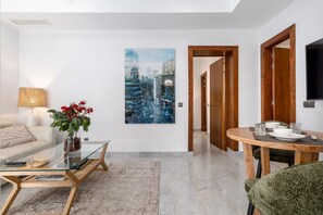 Living area - Cozy Apartment for 2 on Exclusive Street, Madrid (Madrid)