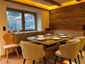 Dining - Die Steinberg Chalets (St. Ulrich Am Pillersee)