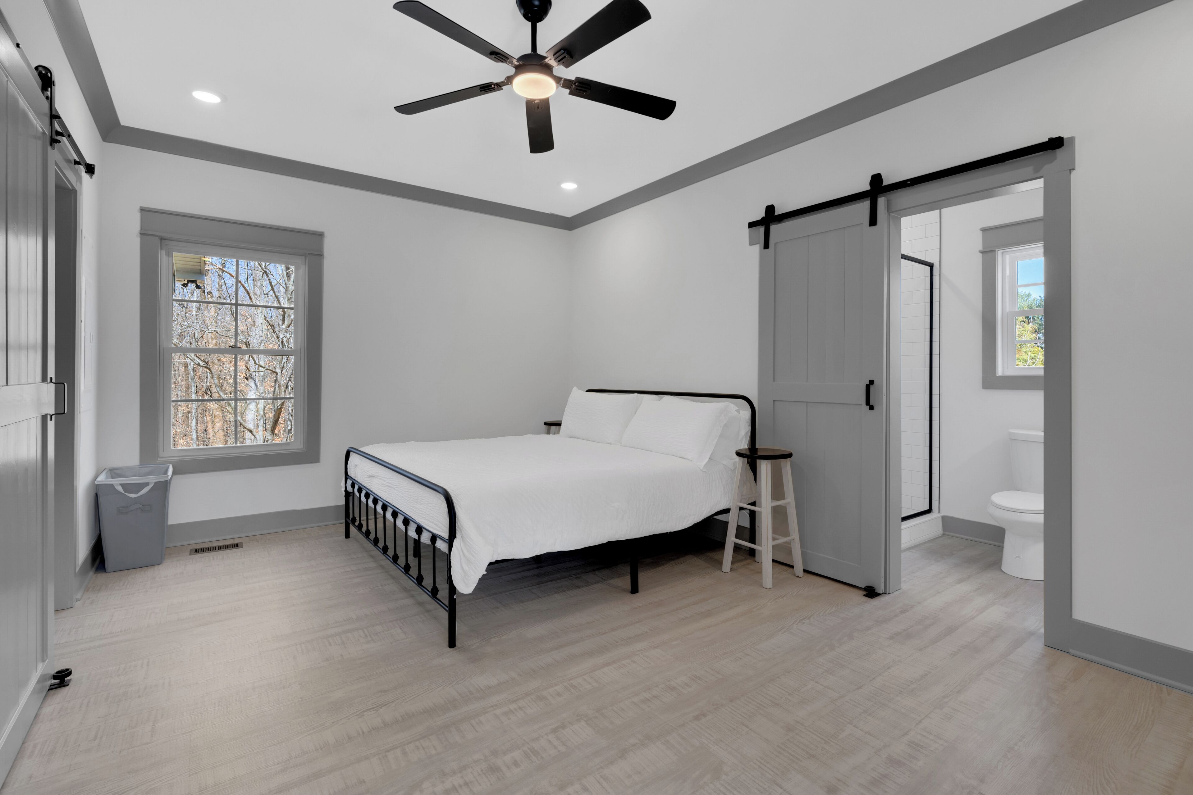 2 chambres, accès au Wi-Fi (inclus), literie fournie