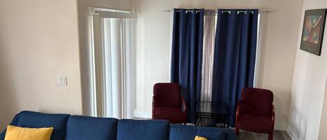 公寓式客房, 4 间卧室 | 客厅