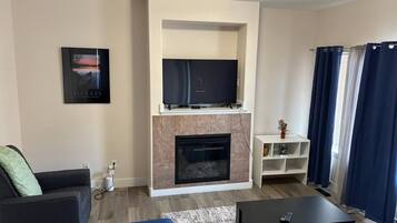 Appart'hôtel, 4 chambres | Salle de séjour