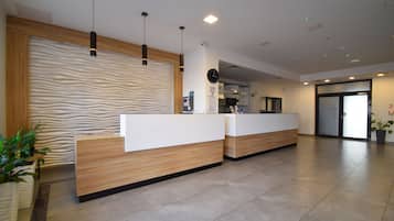 Studio Suite, ban công | Khu sảnh