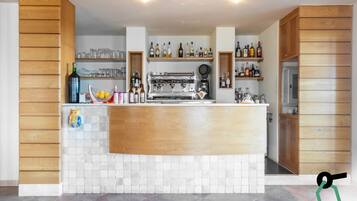 Bar (en el alojamiento)