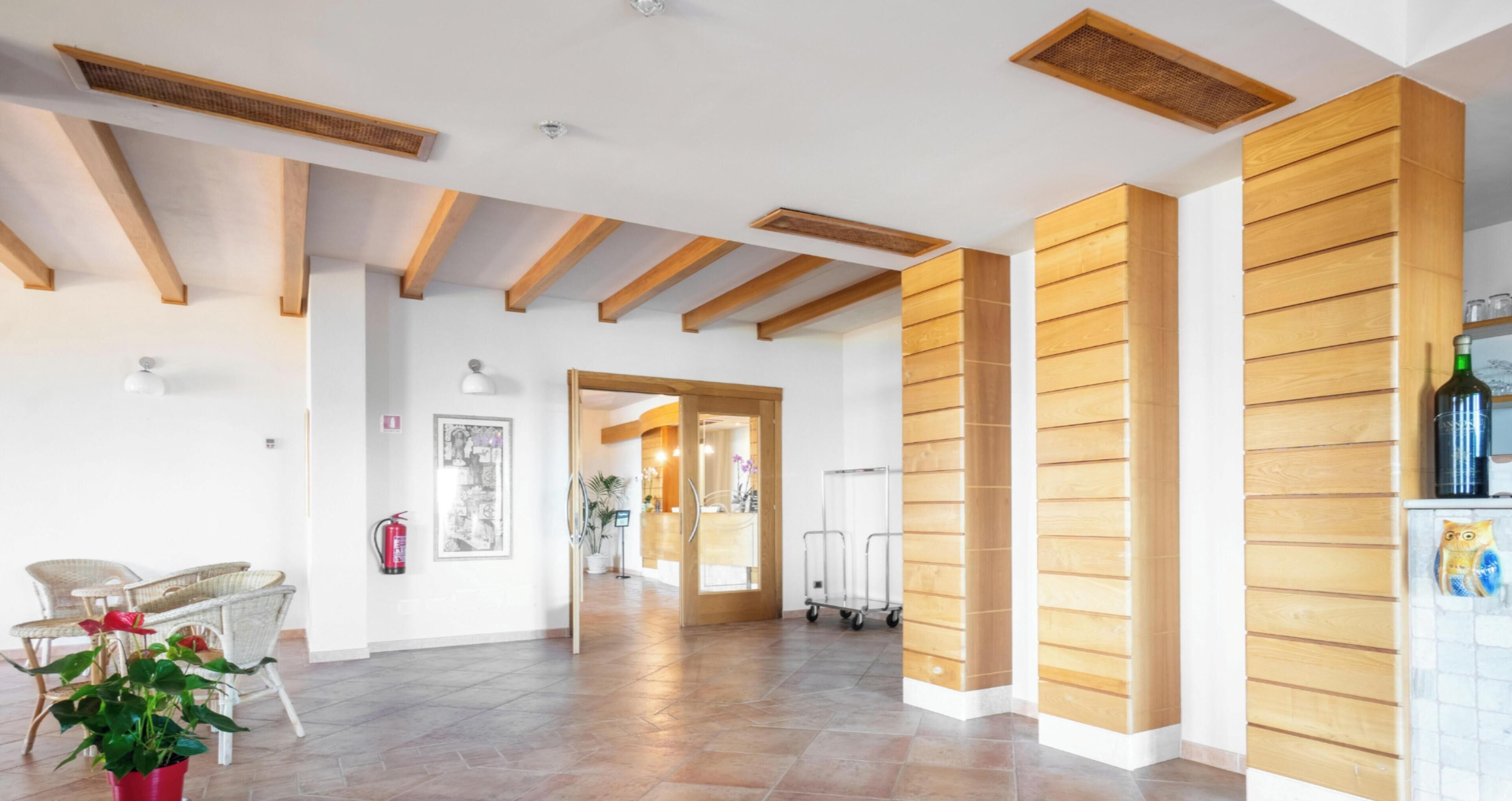 Hall
