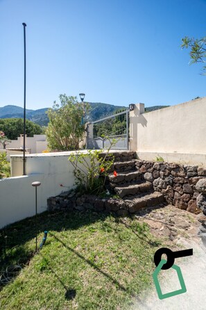 Interior entrance - Hotiday Cala Gonone (Cala Gonone)