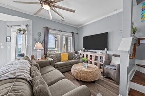 Smart TV - Serene Oasis – A New Wave of Beachside Bliss! (North Topsail Beach)