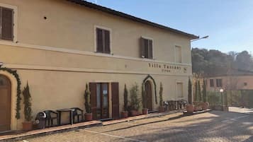 Bagian depan properti