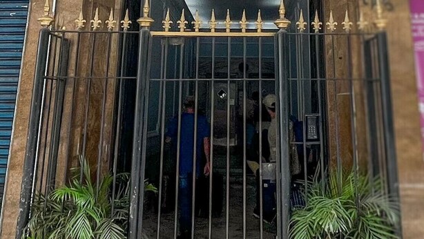 Imagem sem classificação, 1 de 13, botão