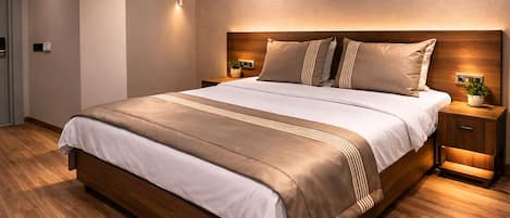 Luxury Double Room, 1 Bedroom, City View