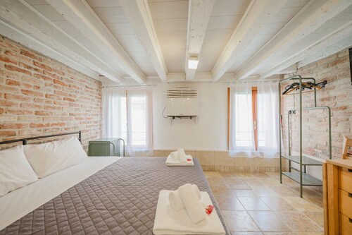 Balastro Design Rooms 