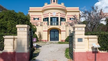 Fachada da propriedade