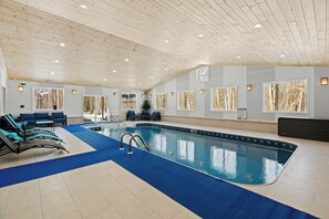 Piscine intérieure, piscine chauffée