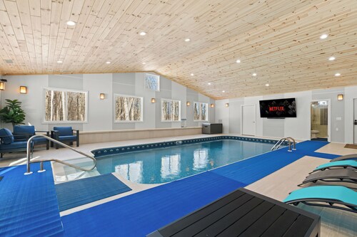 6 Masters, Indoor Pool, Pickle Ball Ct, Game Room