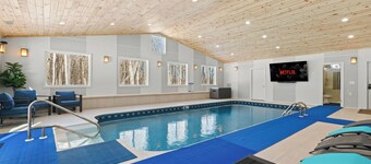 6 Masters, Indoor Pool, Pickle Ball Ct, Game Room