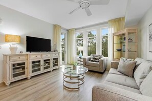 Smart TV - Pools+Hot Tub | 1BR | Elation 5306🏖️ (Miramar Beach)
