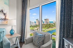 Smart TV - 🏖️Beautiful Views - Lagoon Pool - Hot Tub - Walk2Beach - Luau I 7010/7012☀️ (Miramar Beach)
