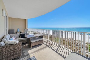 Property grounds - ☀️Incredible Gulf Views | 2 Pools | 2BR | Ocean Villa 404☀️ (Panama City Beach)