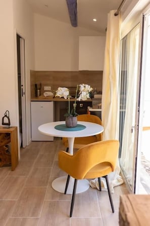 Suite Le Nid | Dining