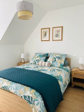 3 bedrooms, iron/ironing board, WiFi - Maison avec jardin à 2 minutes à pied du centre (Sarlat-la-Canéda)