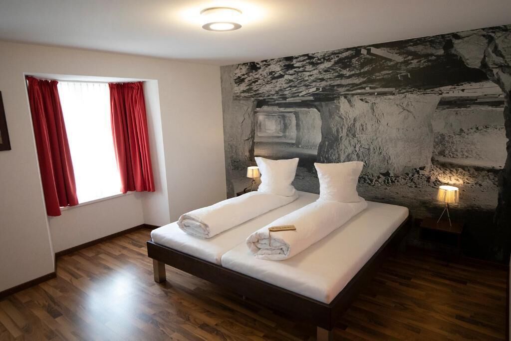 Standard Double Room, Non Smoking, Private Bathroom