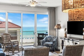 TV - Tides 401 Corner Unit-Pool- Overlooks the Gulf! (Miramar Beach)