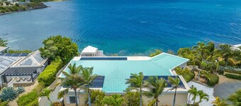 Ocean’s Edge Villa - Cliffside 3Br Villa