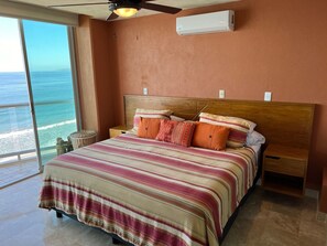 Iron/ironing board, Internet, bed sheets - Beachfront Condo + Pool - 2 Bedrooms, 2 king beds, 2 baths, w/ AC - Kite Towers (Nuevo Vallarta)