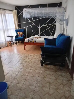 1 bedroom, iron/ironing board, WiFi, bed sheets - Cozy studio (Nairobi)
